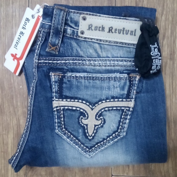 Rock Revival Women's 26 Bootcut Jeans Blair Embroidered Distressed NWT - Picture 4 of 11